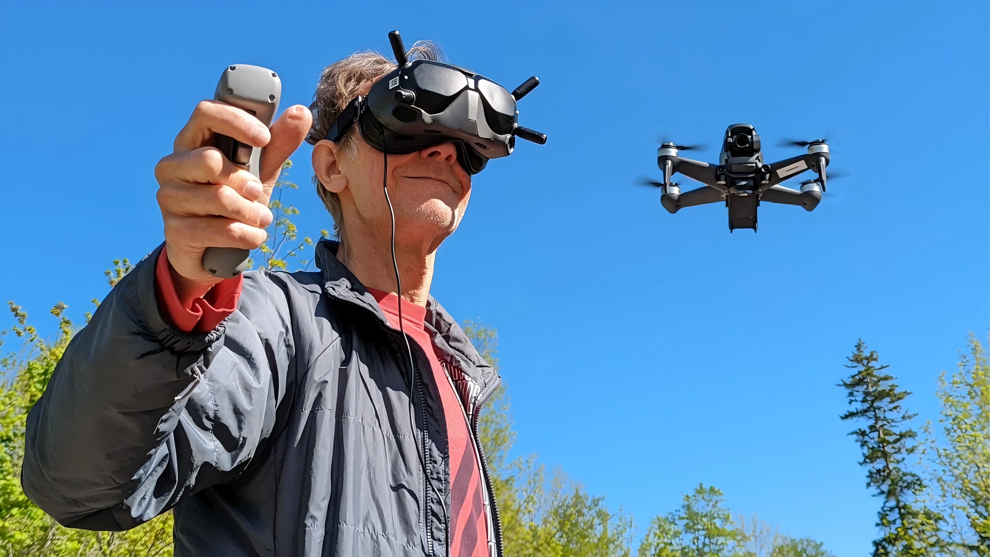 Milisaniye Önemlidir: FPV'ye Özel Optikler Gecikmeyi Nasıl En Aza İndirir ve Yüksek Hızlı Görselleri Nasıl Keskinleştirir?