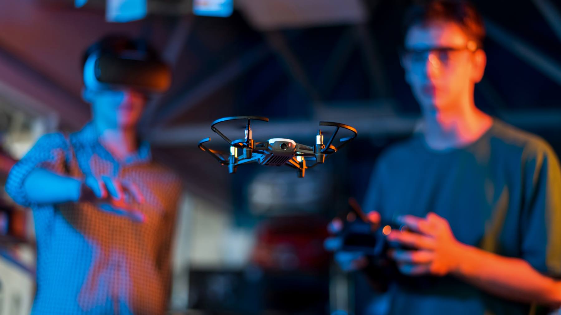 Sürükleyici Drone Yarışı Deneyimi için Ultra Geniş FPV Kamera Lensi